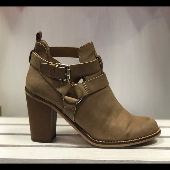Report Cullen Ankle Booties - Picture 2 of 2